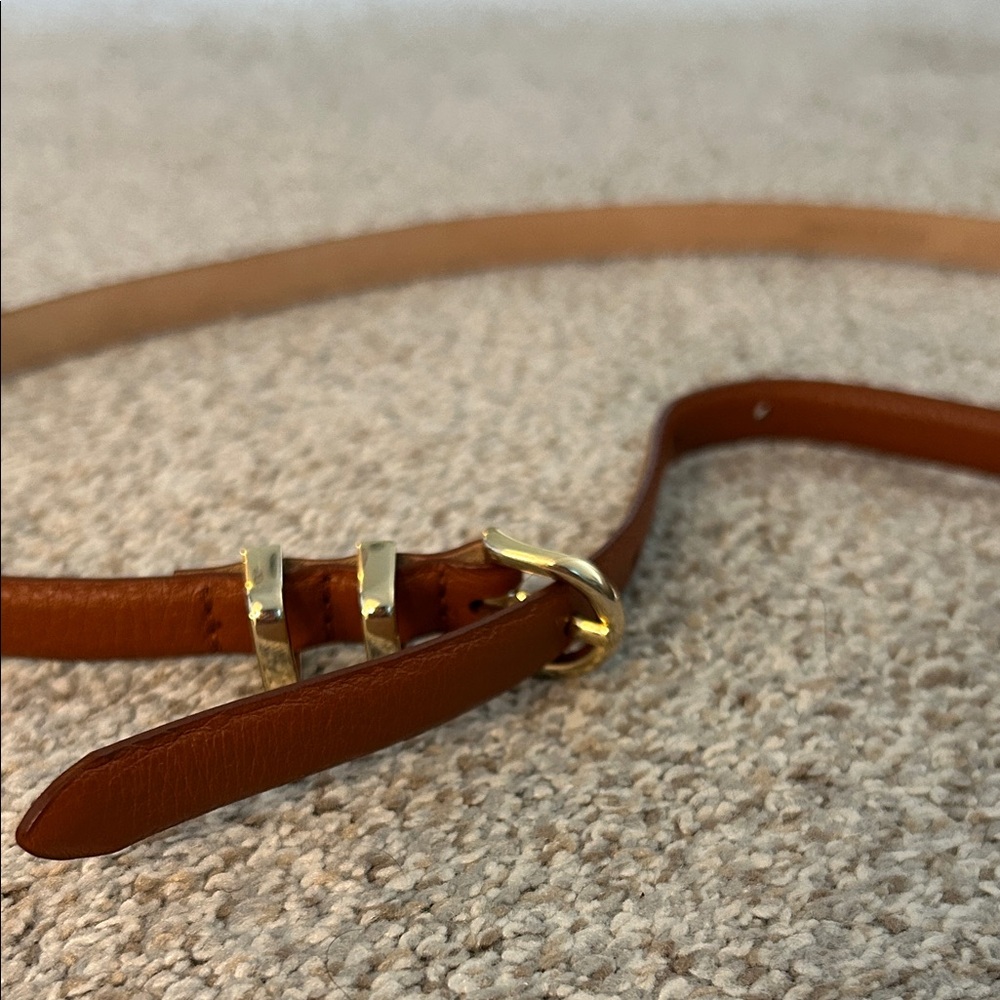Sophisticated Brown Leather Brooks Brothers Belt with Gold Buckle